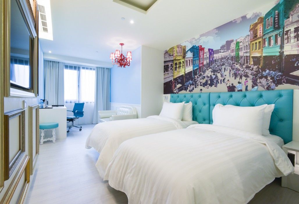 Fx Hotel Тайнан Екстериор снимка